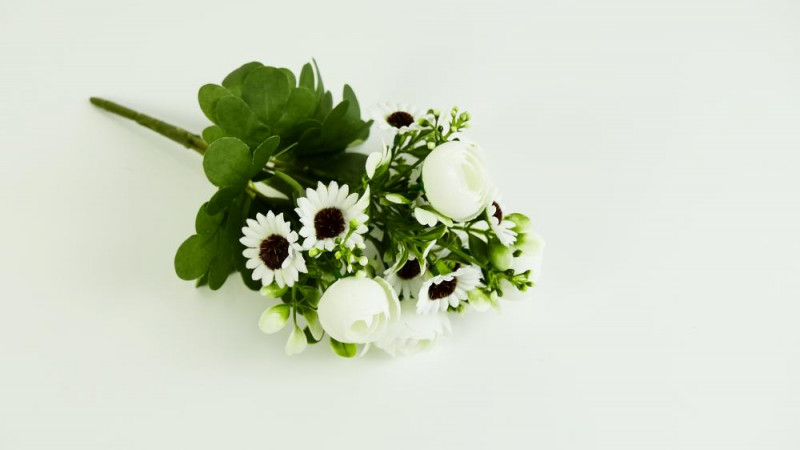 Kvety a kytice / Kytice / Kytička malá mix